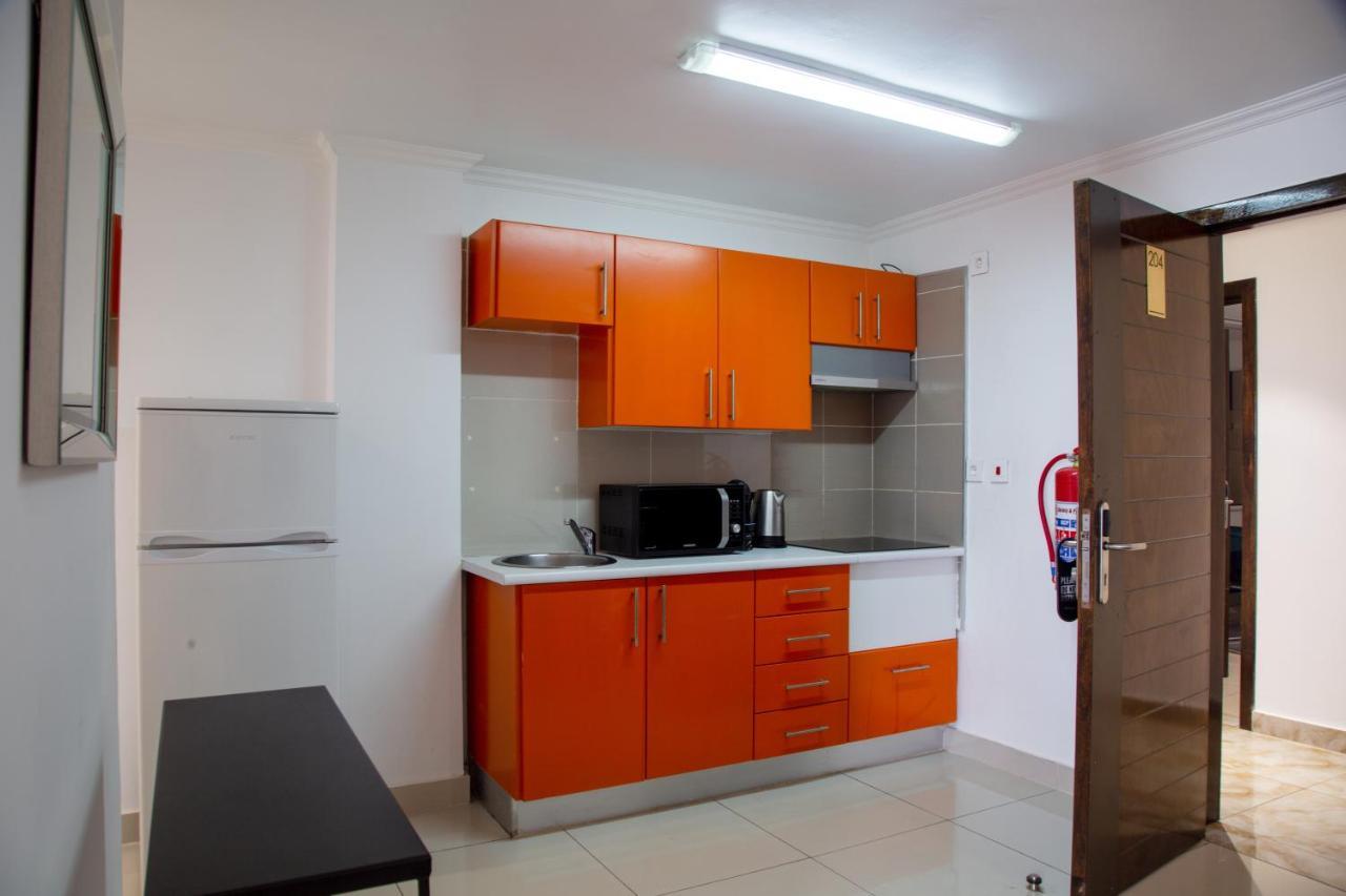 Wdc Aparthotel - Buea 외부 사진