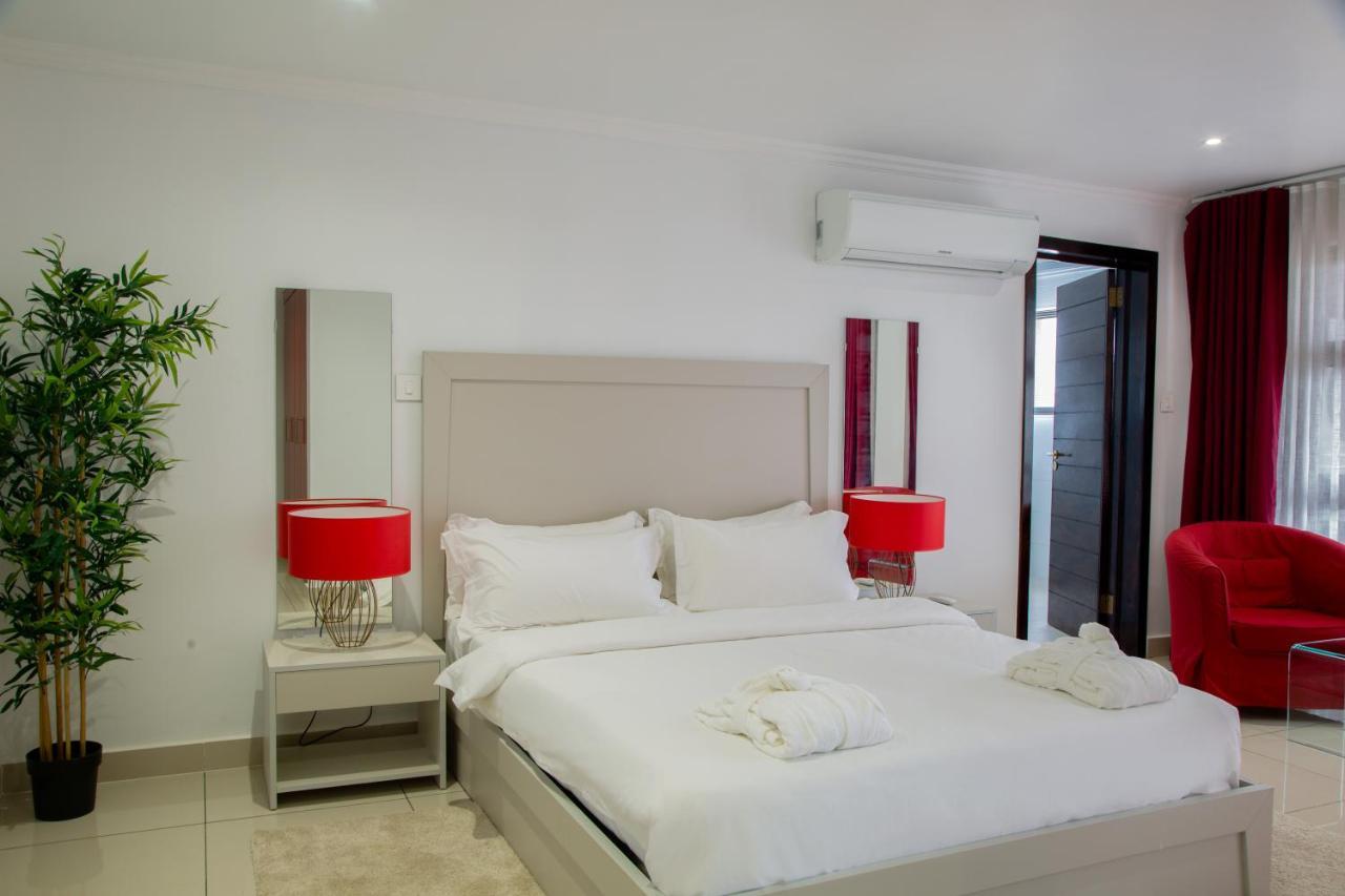 Wdc Aparthotel - Buea 외부 사진