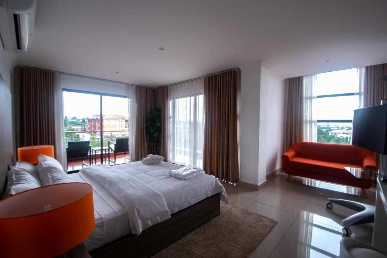 Wdc Aparthotel - Buea 외부 사진