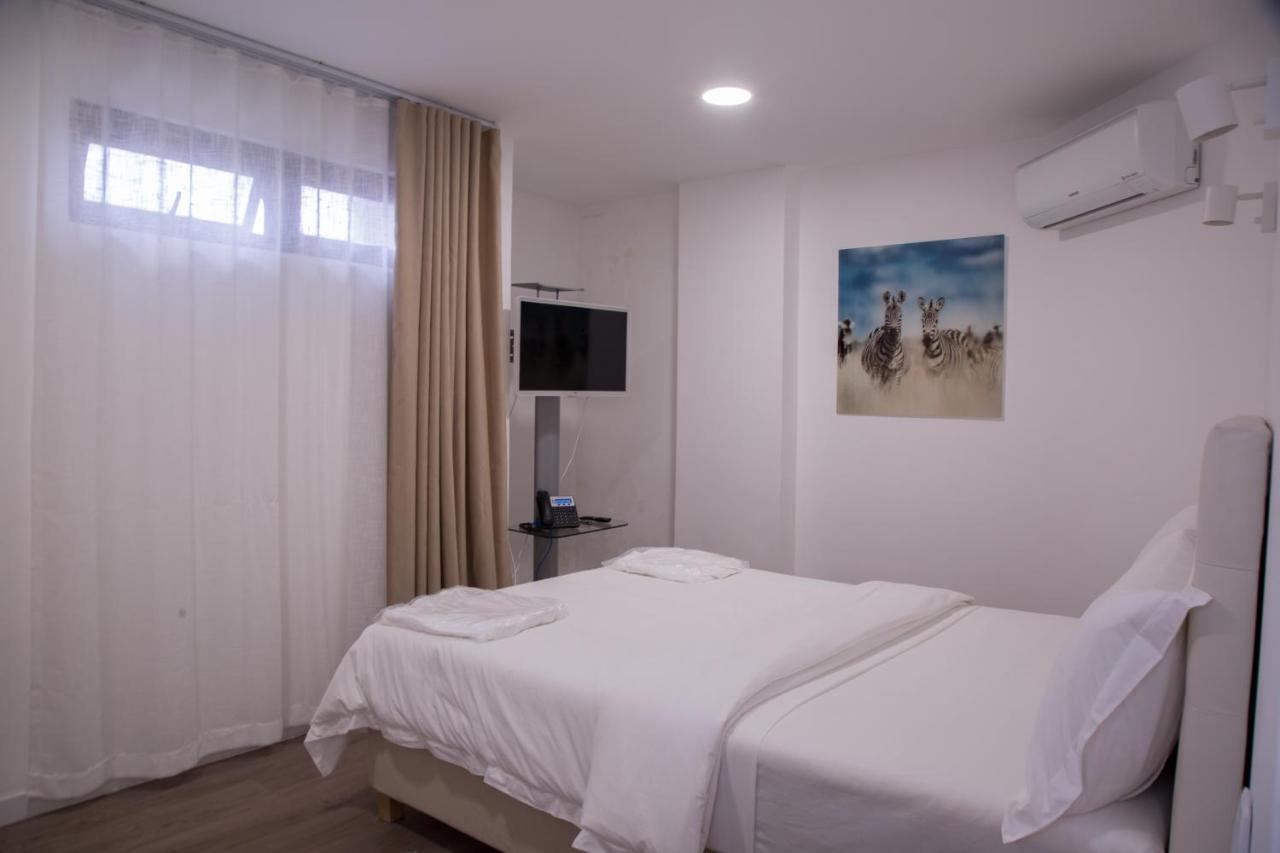 Wdc Aparthotel - Buea 외부 사진