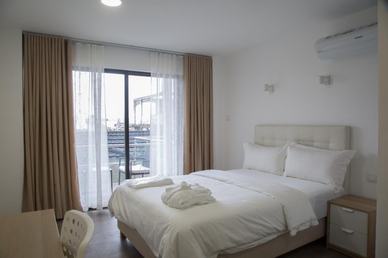 Wdc Aparthotel - Buea 외부 사진