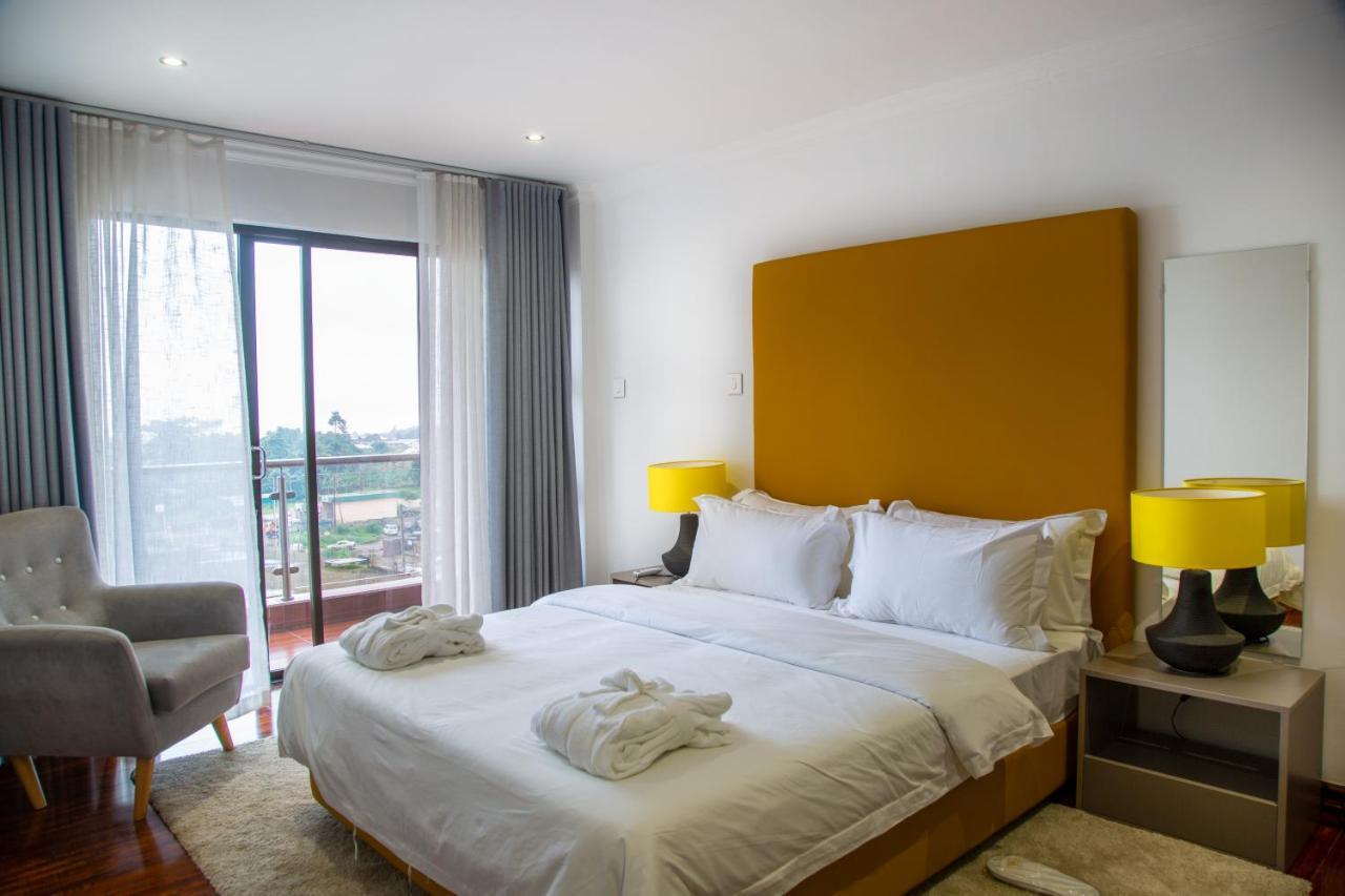 Wdc Aparthotel - Buea 외부 사진