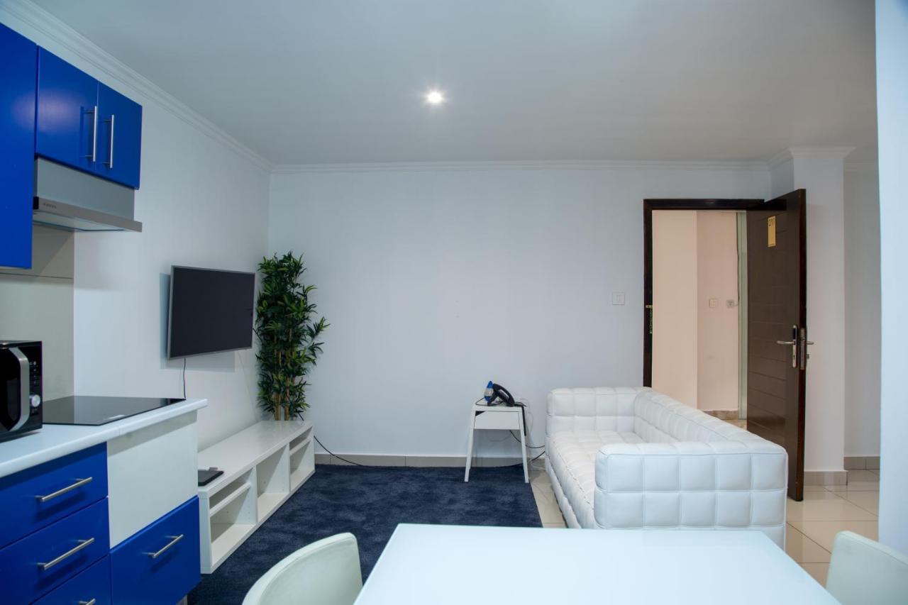 Wdc Aparthotel - Buea 외부 사진