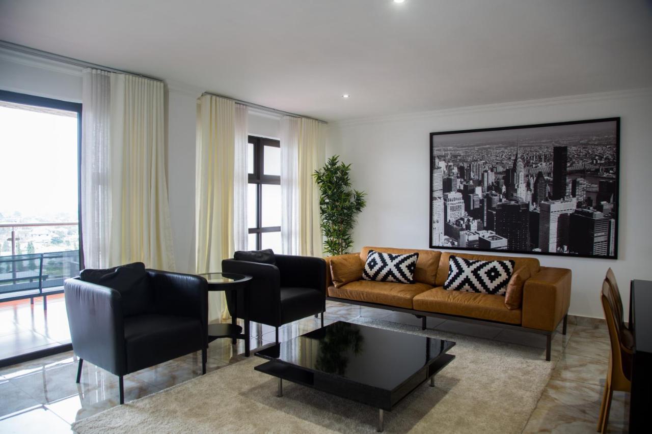 Wdc Aparthotel - Buea 외부 사진